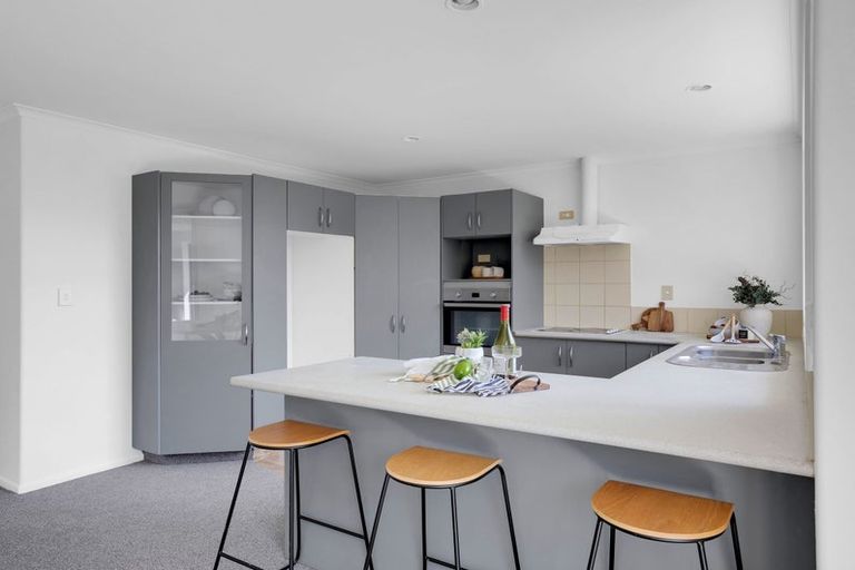 Photo of property in 5 Locksley Lane, Hamilton East, Hamilton, 3216