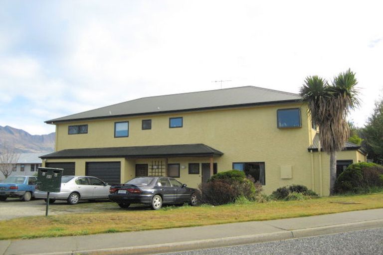 Photo of property in 29 Aeolus Place, Wanaka, 9305