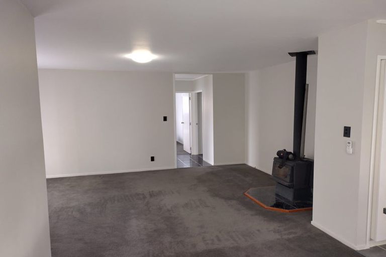 Photo of property in 15 Kindergarten Drive, Conifer Grove, Takanini, 2112