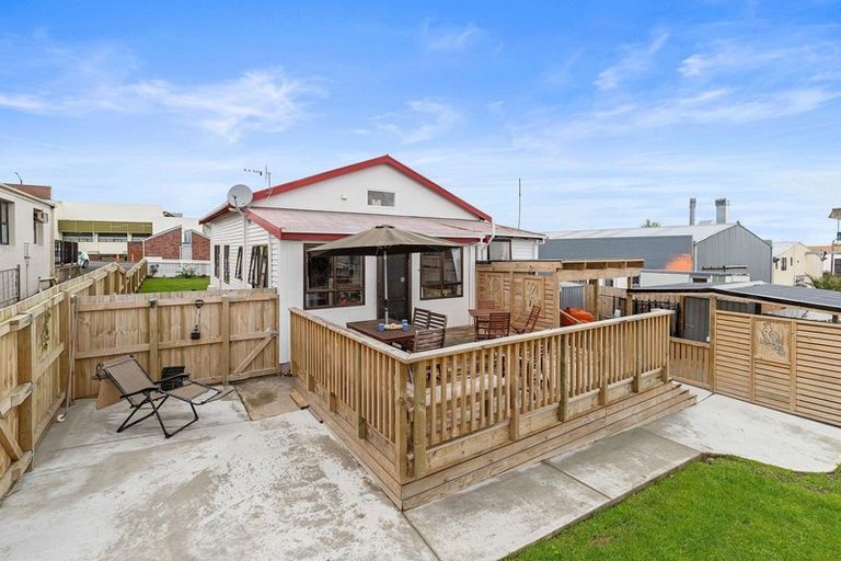 Photo of property in 12 Lawrence Avenue, Te Aroha, 3320