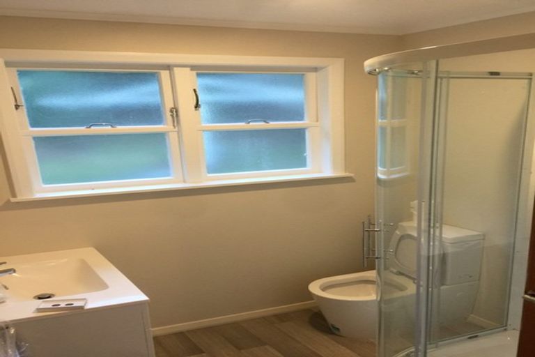 Photo of property in 24 Gloucester Street, Silverstream, Upper Hutt, 5019