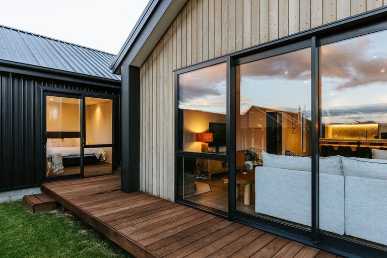 Photo of property in Northlake, 8 Linnburn Road, Wanaka, 9305