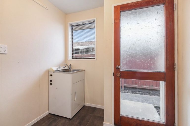 Photo of property in 12 Te Maru Place, Redwood, Christchurch, 8051