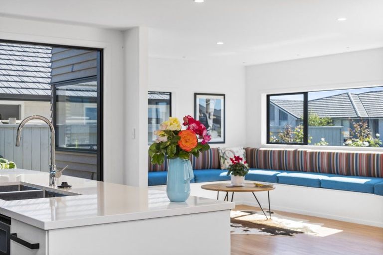 Photo of property in 75 Bert Wall Drive, Omokoroa, 3114