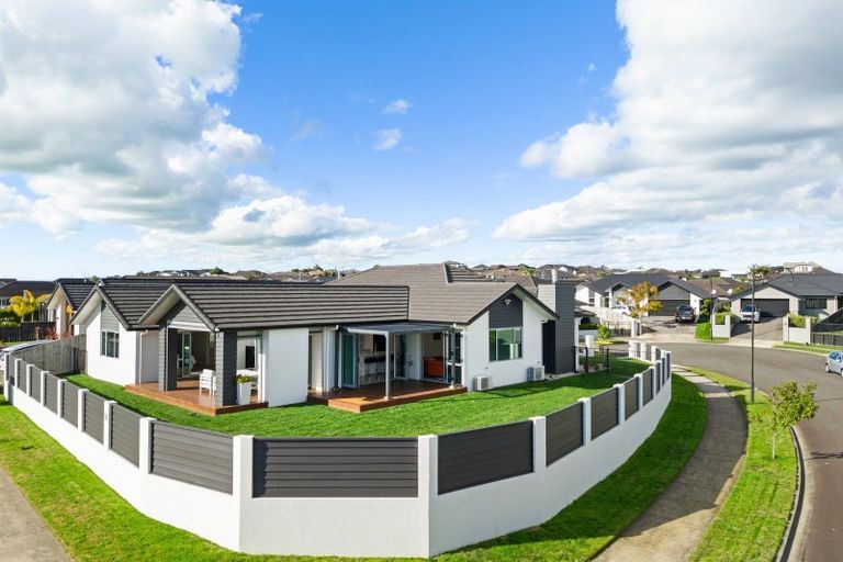 Photo of property in 18 Batten Drive, Flagstaff, Hamilton, 3210