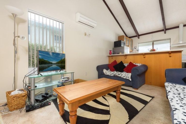 Photo of property in 122b Greerton Road, Gate Pa, Tauranga, 3112