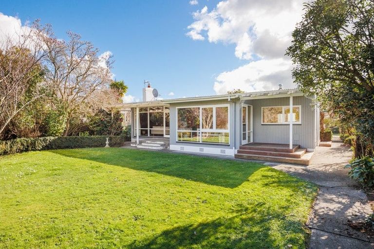 Photo of property in 19 Sheffield Street, Awapuni, Palmerston North, 4412