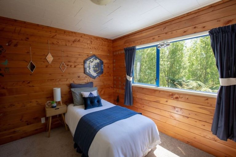 Photo of property in 32 Maui Pomare Road, Nikau Valley, Paraparaumu, 5032