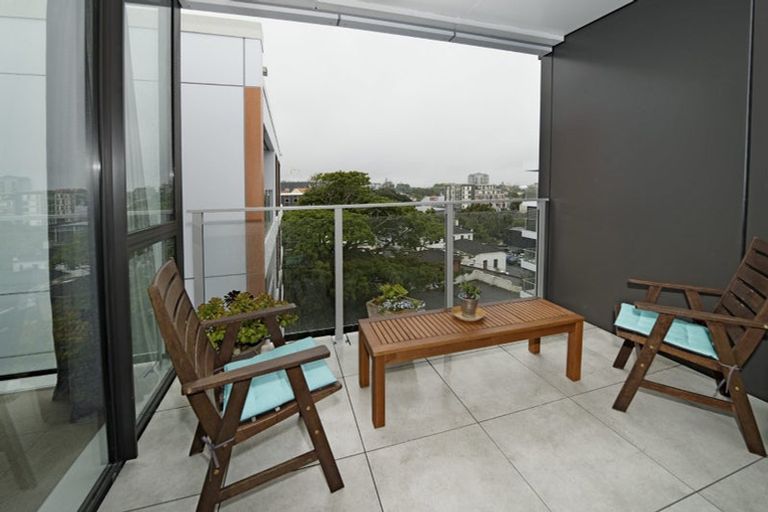 Photo of property in 10 Lion Place, Papamoa, 3118