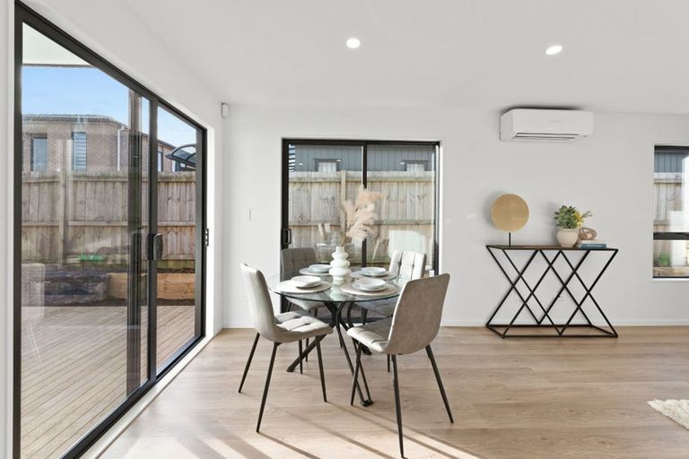 Photo of property in 315d Bucklands Beach Road, Bucklands Beach, Auckland, 2012