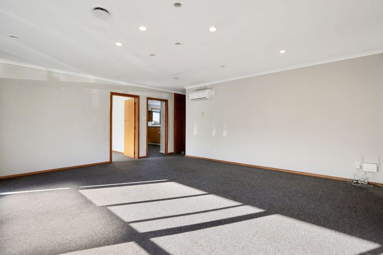 Photo of property in 17 Mona Square, Ashburton, 7700