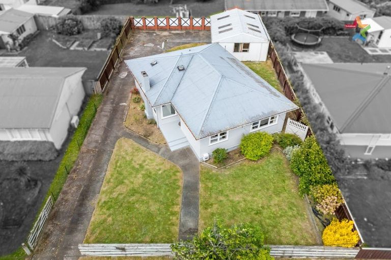 Photo of property in 20 Charles Street, Clouston Park, Upper Hutt, 5018
