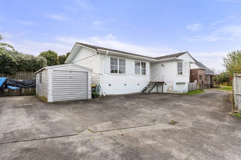 Photo of property in 50a Weldene Avenue, Glenfield, Auckland, 0629