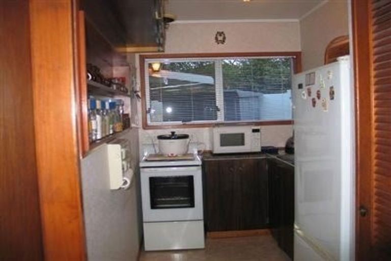 Photo of property in 1/3248 Great North Road, New Lynn, Auckland, 0600