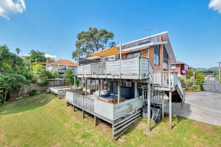 Photo of property in 45c Savoy Road, Glen Eden, Auckland, 0602