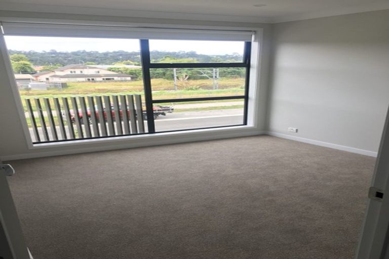 Photo of property in 21a O'meara Street, Swanson, Auckland, 0614