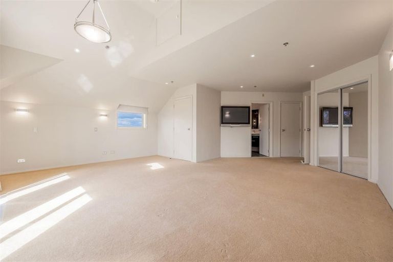 Photo of property in 68 Harbour Village Drive, Gulf Harbour, Whangaparaoa, 0930