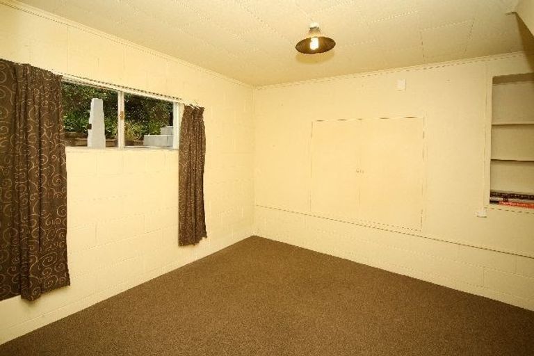 Photo of property in 48 Knightsbridge Drive, Forrest Hill, Auckland, 0620