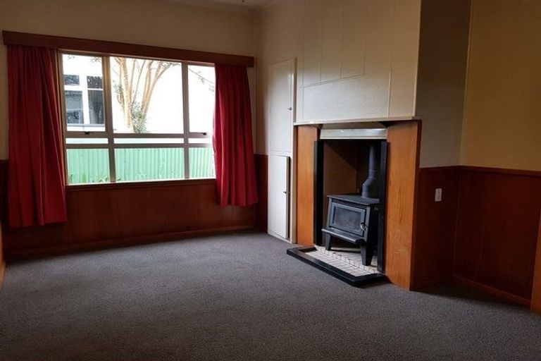 Photo of property in 10 Raymond Street, West End, Timaru, 7910