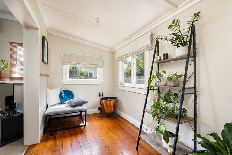 Photo of property in 7 Henui Street, Strandon, New Plymouth, 4312