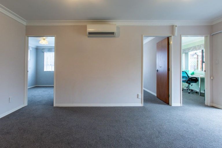 Photo of property in 12 Windsor Street, Dannevirke, 4930