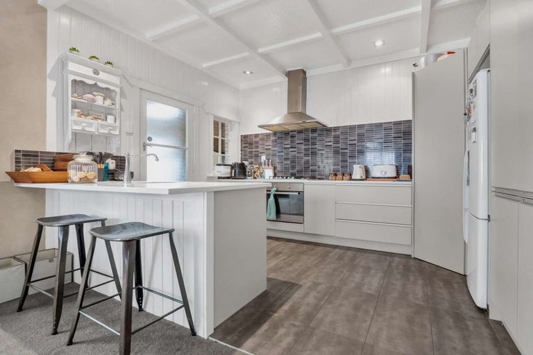 Photo of property in 190 Great South Road, Huntly, 3700