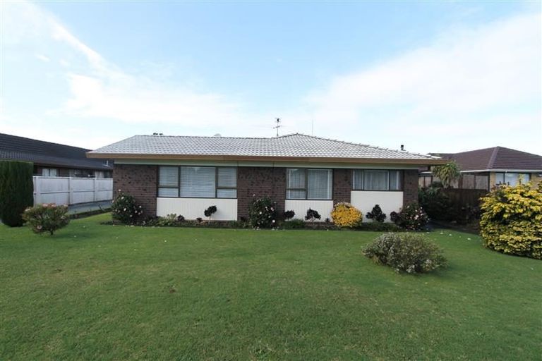 Photo of property in 1/16 Regent Street, Papatoetoe, Auckland, 2025