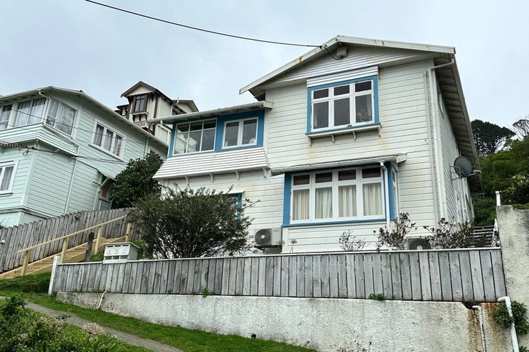 Photo of property in 1/4 Hinau Road, Hataitai, Wellington, 6021