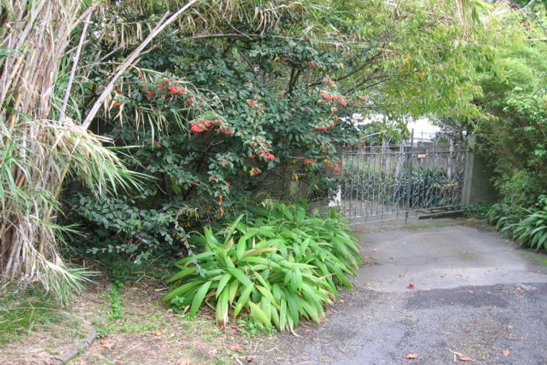 Photo of property in 3 Pakuranga Road, Pakuranga, Auckland, 2010