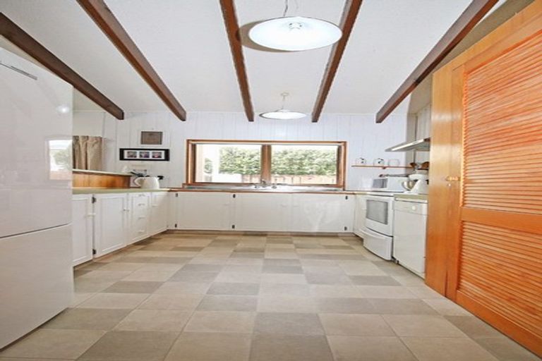 Photo of property in 8a Moorea Place, Mount Maunganui, 3116