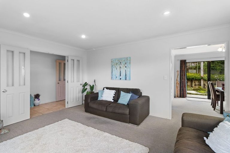 Photo of property in 16 Dorchester Place, Nawton, Hamilton, 3200