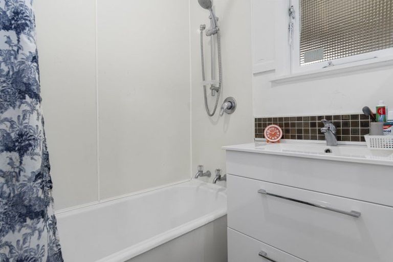 Photo of property in 53a Queen Road, Bellevue, Tauranga, 3110