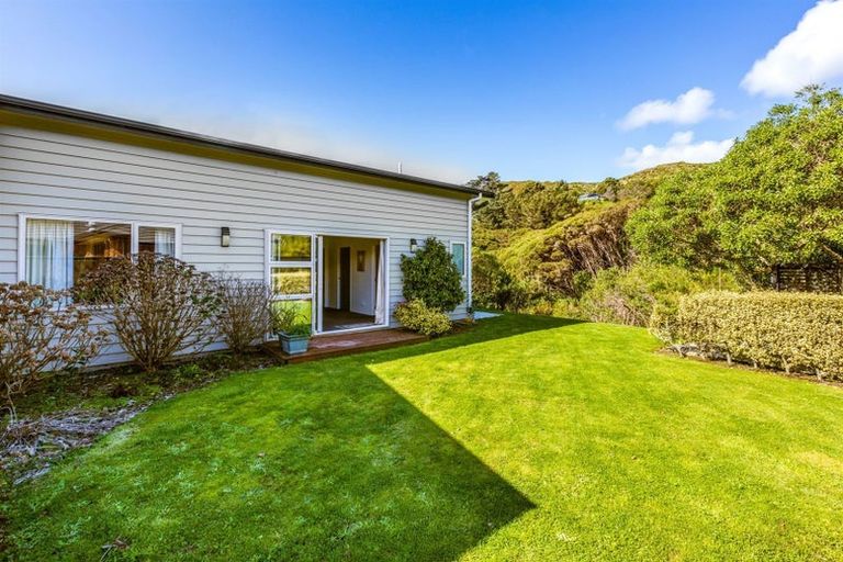 Photo of property in 13 Kepler Way, Aotea, Porirua, 5024