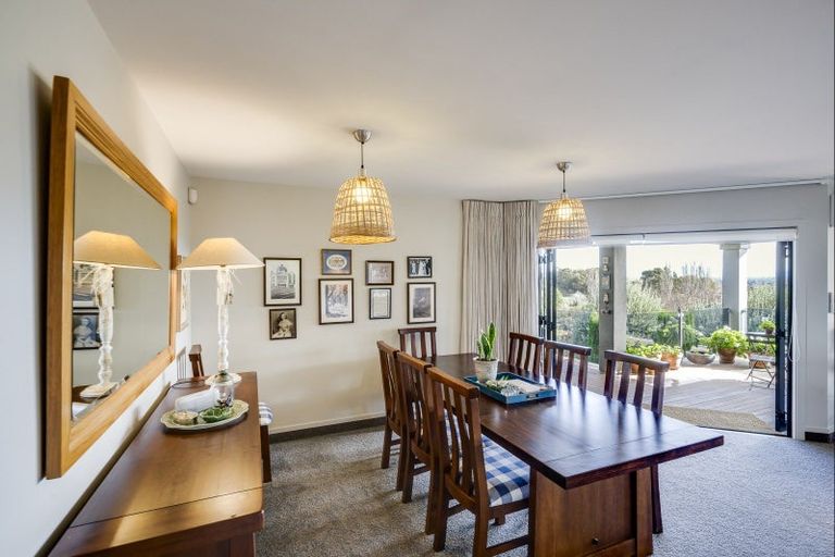 Photo of property in 36 Selwyn Road, Havelock North, 4130