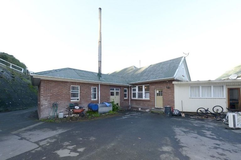 Photo of property in 1 Cressy Terrace, Lyttelton, 8082