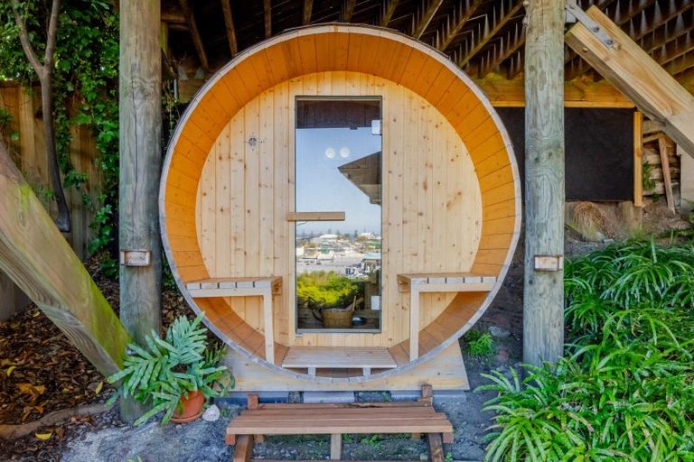 Photo of property in 7 Guys Hill Road, Hospital Hill, Napier, 4110