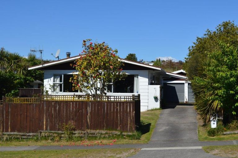 Photo of property in 50 Richmond Avenue, Richmond Heights, Taupo, 3330