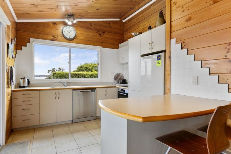 Photo of property in 30 Pokaka Crescent, Wharewaka, Taupo, 3330