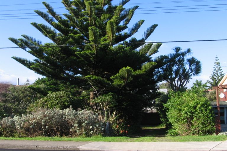 Photo of property in 26 Field Way, Waikanae Beach, Waikanae, 5036