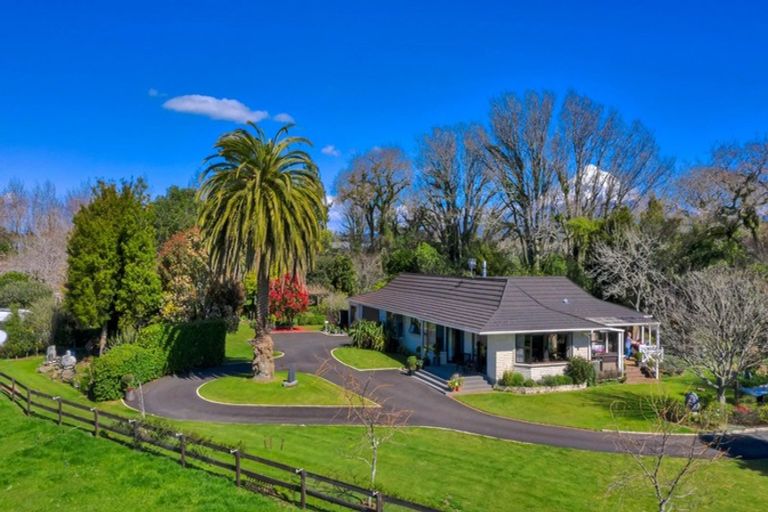 Photo of property in 137 Dudley Road, Inglewood, 4386