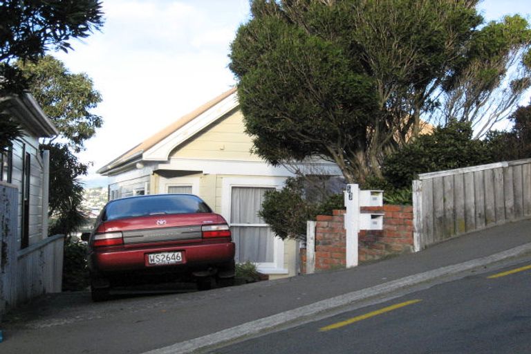 Photo of property in 53 Duncan Terrace, Kilbirnie, Wellington, 6022