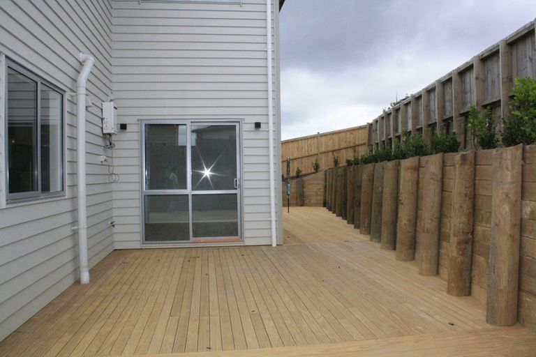 Photo of property in 81 San Valentino Drive, Henderson, Auckland, 0612