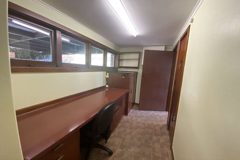 Photo of property in 18 Coleman Terrace, Hospital Hill, Napier, 4110