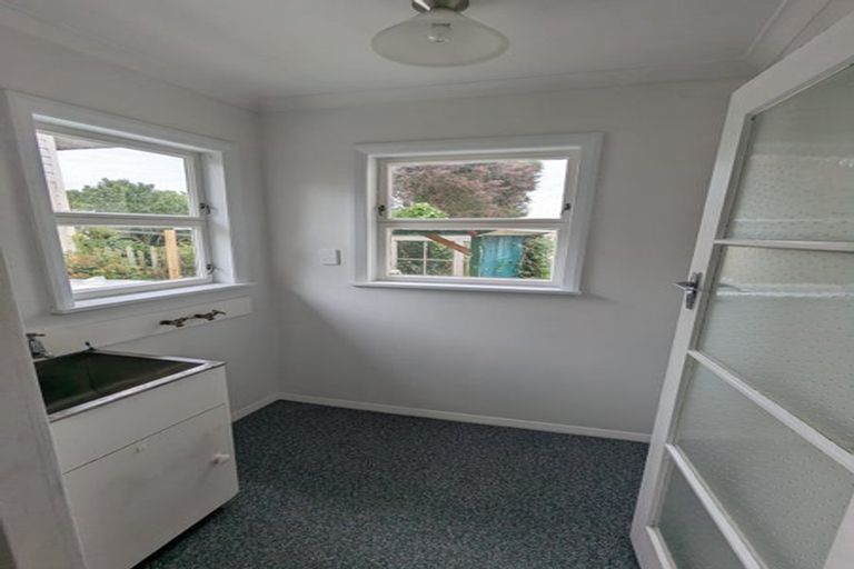 Photo of property in 171 Cambridge Street, Levin, 5510