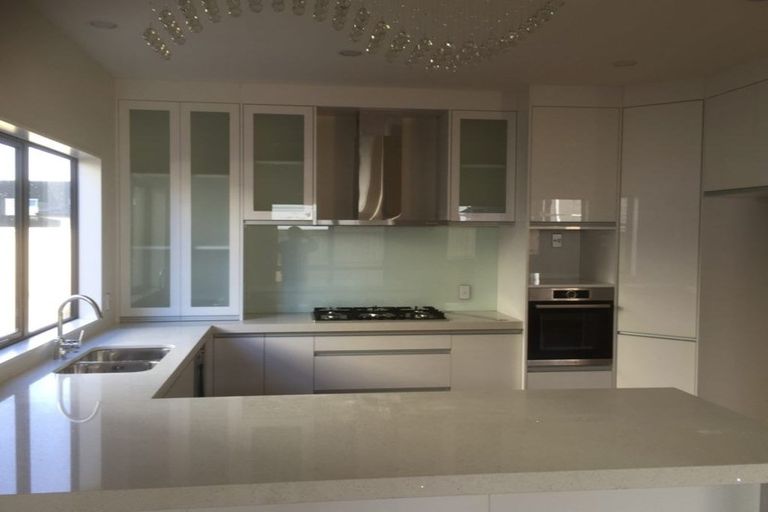 Photo of property in 39 Point View Drive, East Tamaki Heights, Auckland, 2016