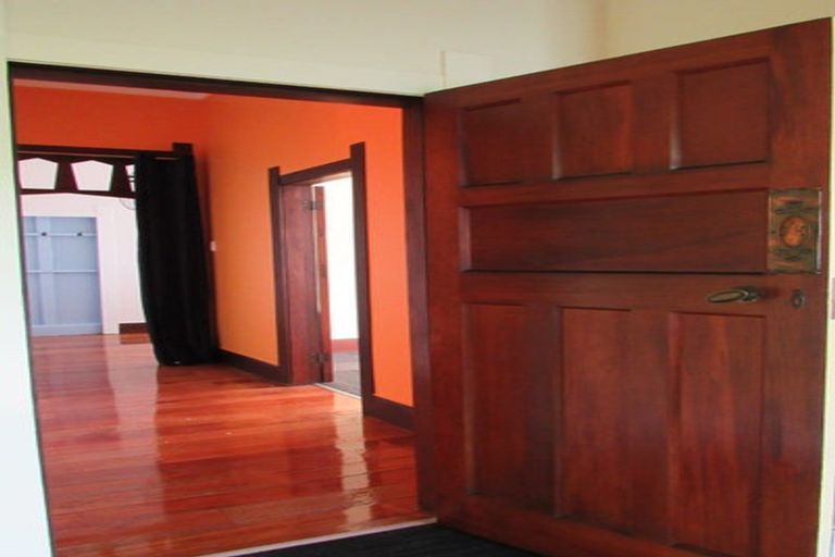 Photo of property in 6 Hurworth Place, College Estate, Whanganui, 4500