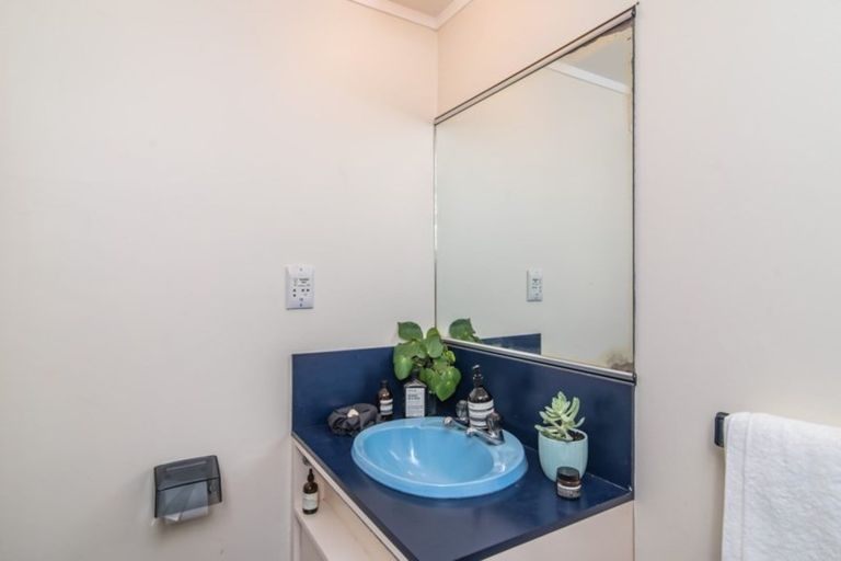 Photo of property in 29 Old Coach Road, Johnsonville, Wellington, 6037