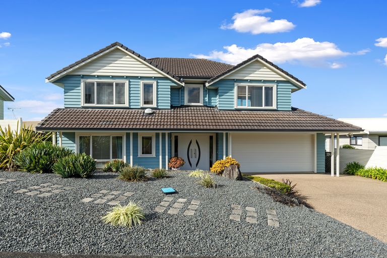 Photo of property in 4 Matangi Terrace, Snells Beach, 0920