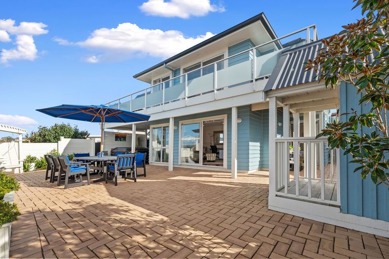 Photo of property in 4 Matangi Terrace, Snells Beach, 0920