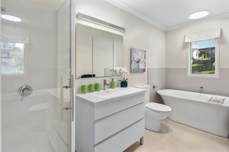 Photo of property in 4 Matangi Terrace, Snells Beach, 0920